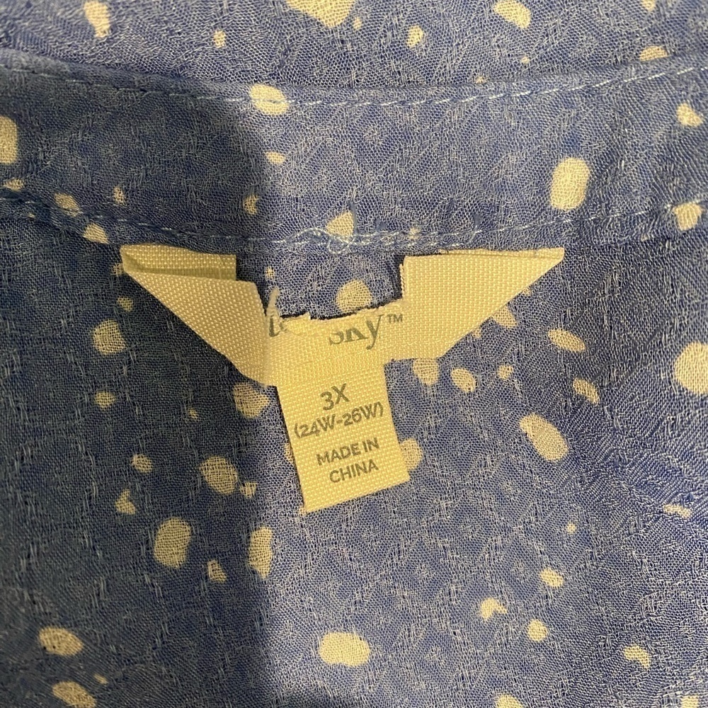 Terra & Sky Plus Size Pintuck Woven Printed 3/4 Sleeve V-Neck Blouse Top NWT 3X - Picture 4 of 6